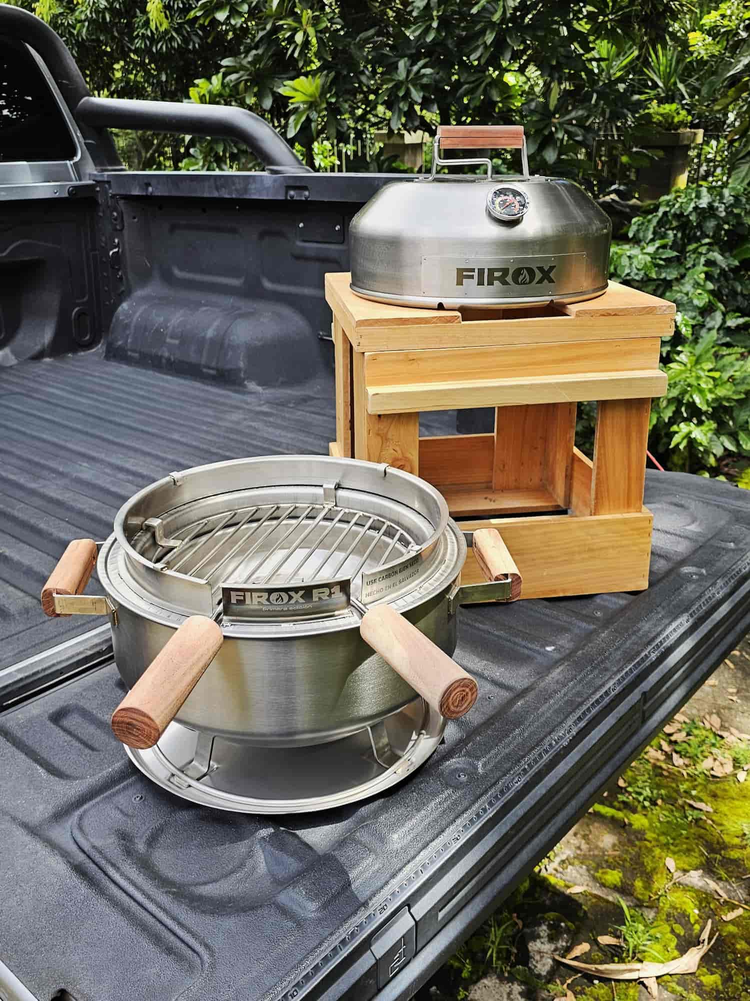 Firox R1 con caja de madera a lado