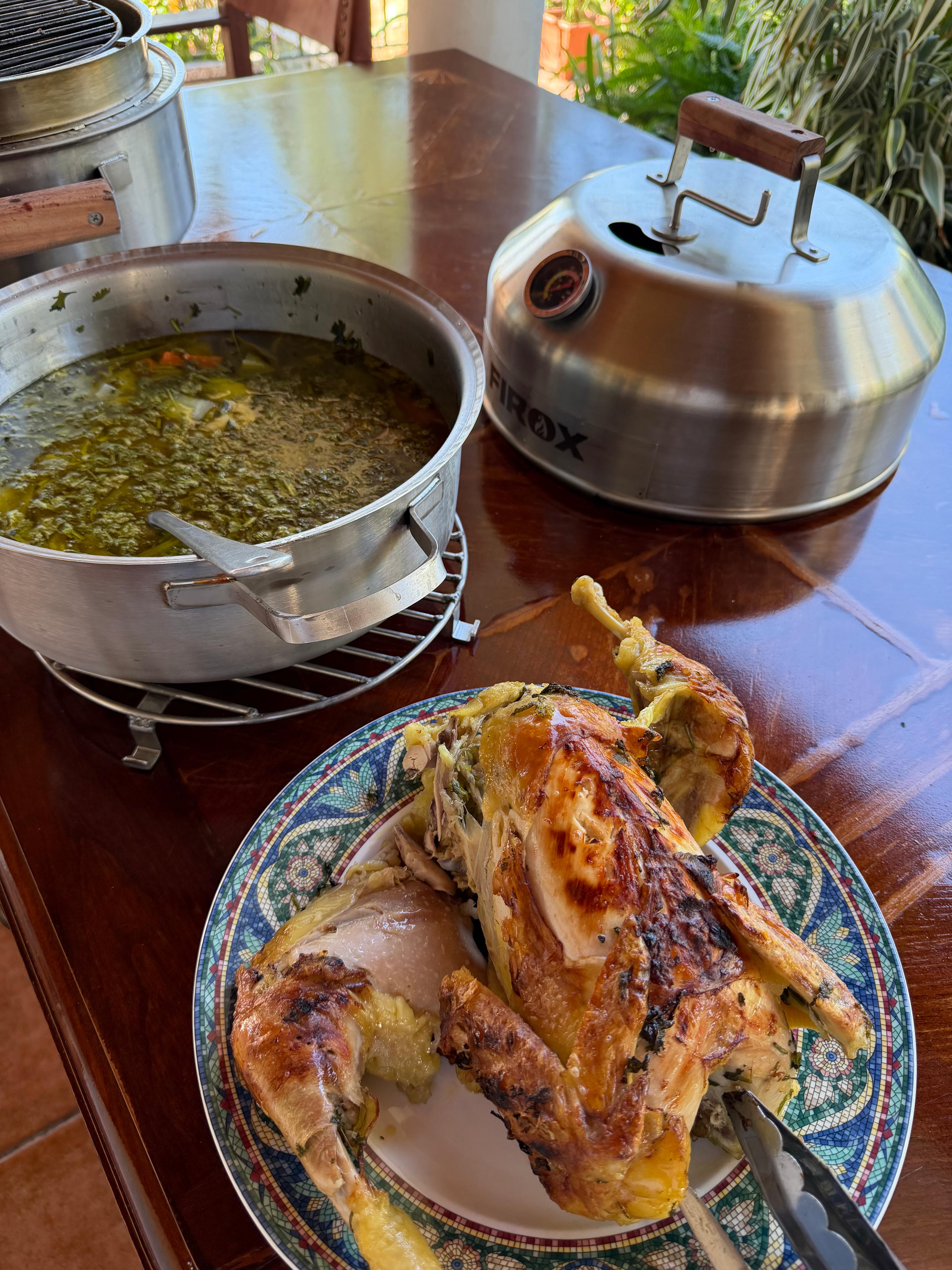 Video tutorial: Cocinando sopa de gallina y gallina rostizada con Firox R1